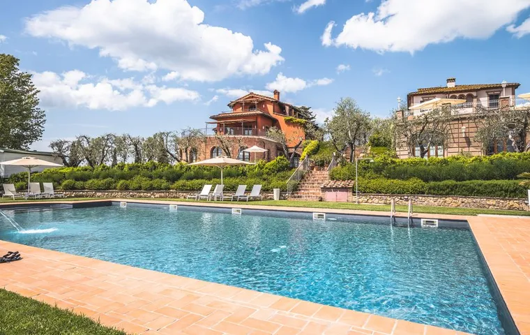 Villa con giardino e piscina a Camaiore